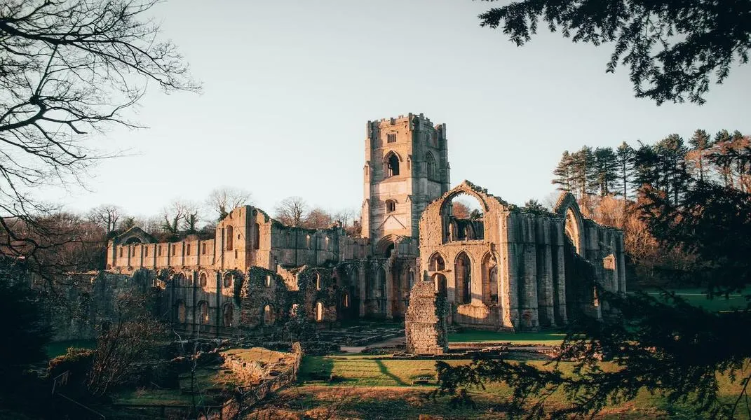 Exploring the Timeless Charm of York: A Comprehensive Guide for Visitors