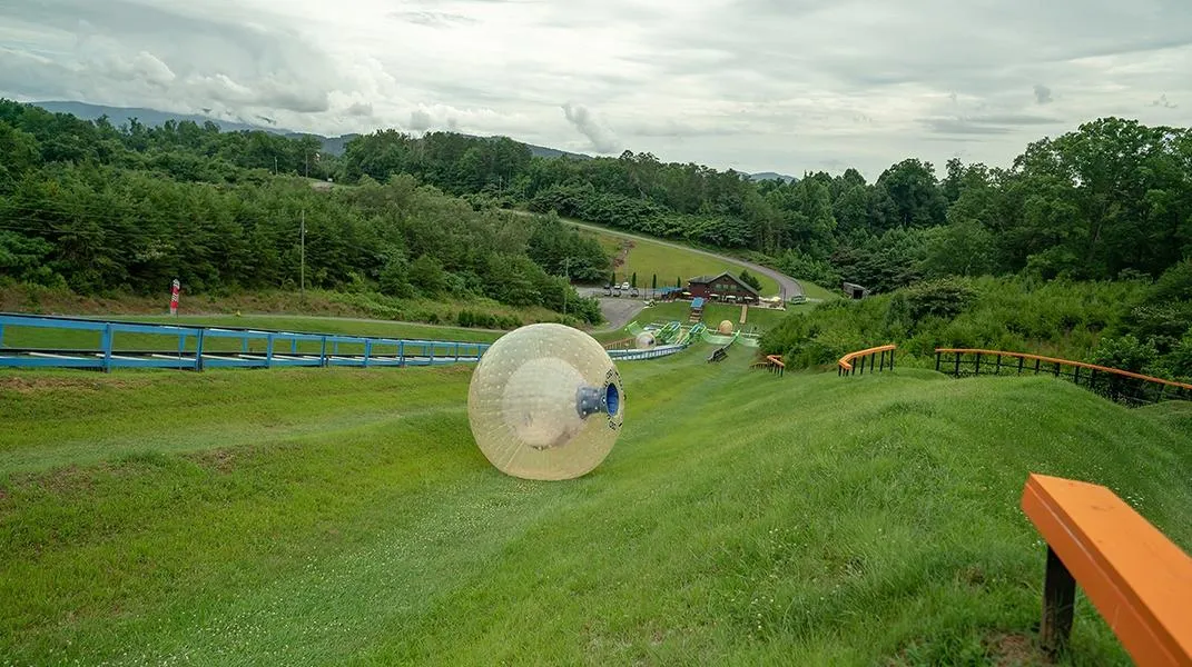 Exploring Pigeon Forge: A Family-Friendly Tourist Attraction