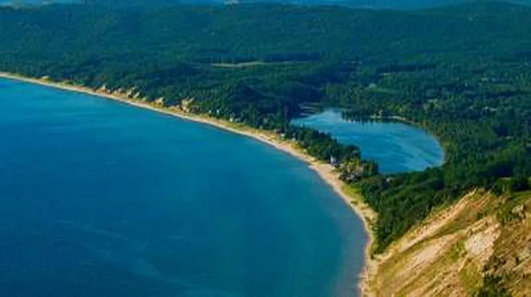 Exploring Sleeping Bear Dunes National Lakeshore: A Natural Wonder