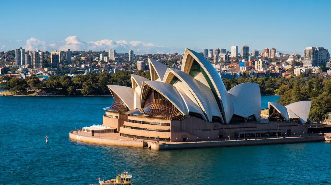 Exploring Sydney: A Comprehensive Guide to Australia's Iconic City