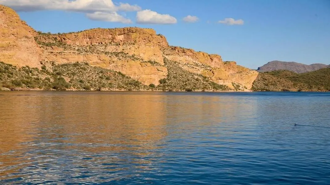 Exploring Saguaro Lake: A Gem in the Sonoran Desert