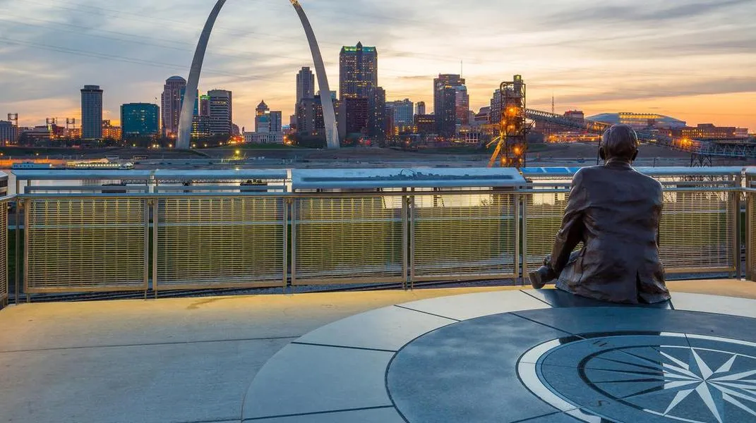 Discovering St. Louis: A Comprehensive Guide to the Gateway City