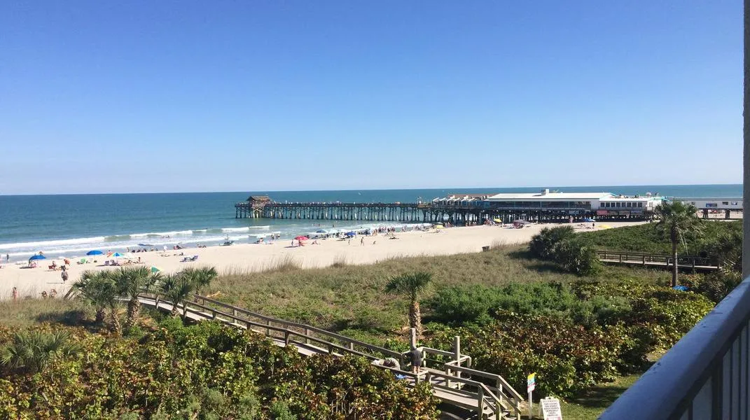 Discover Cocoa Beach: A Tropical Paradise for Every Traveler